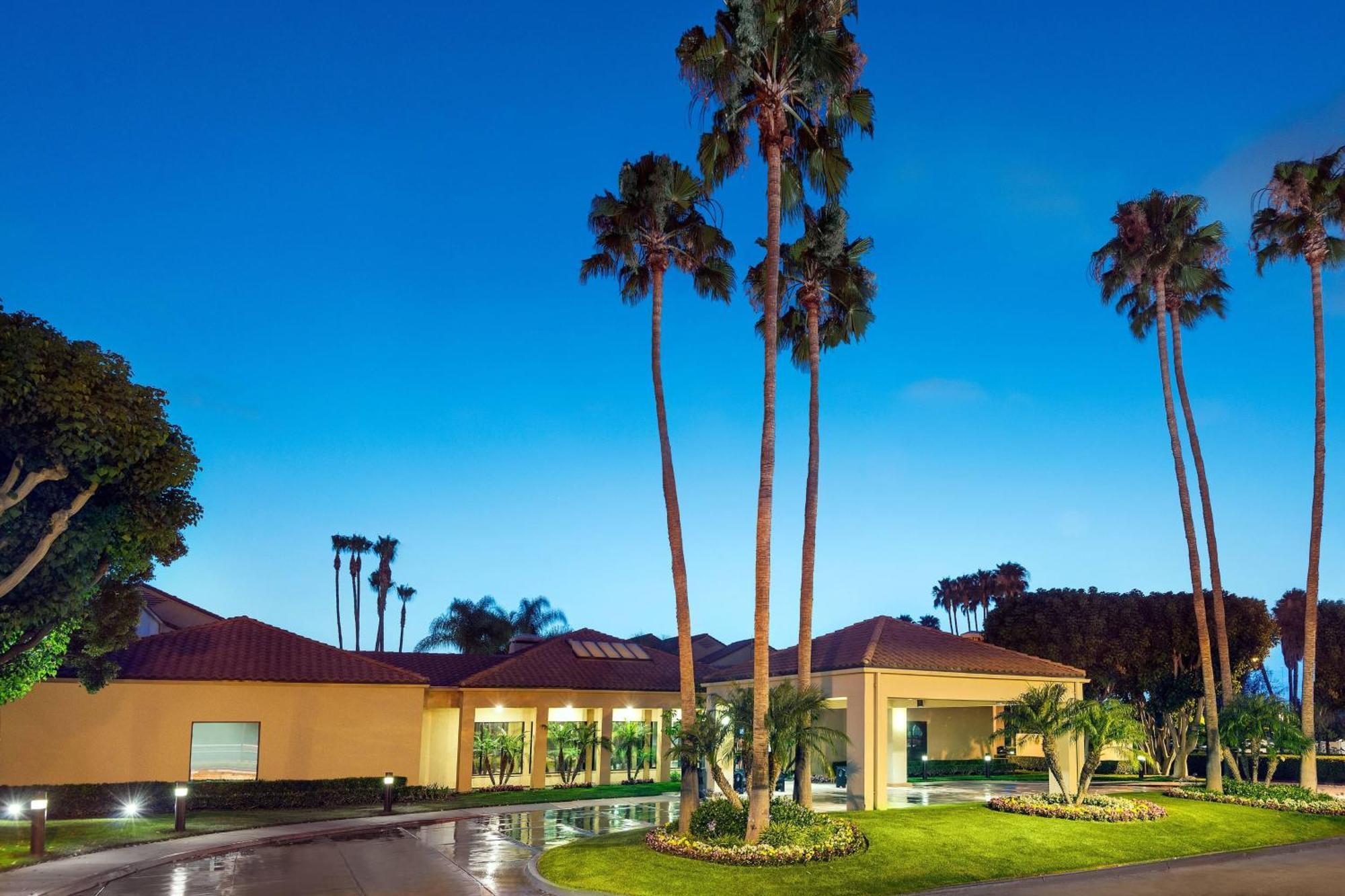Courtyard Anaheim Buena Park Hotel Exterior foto