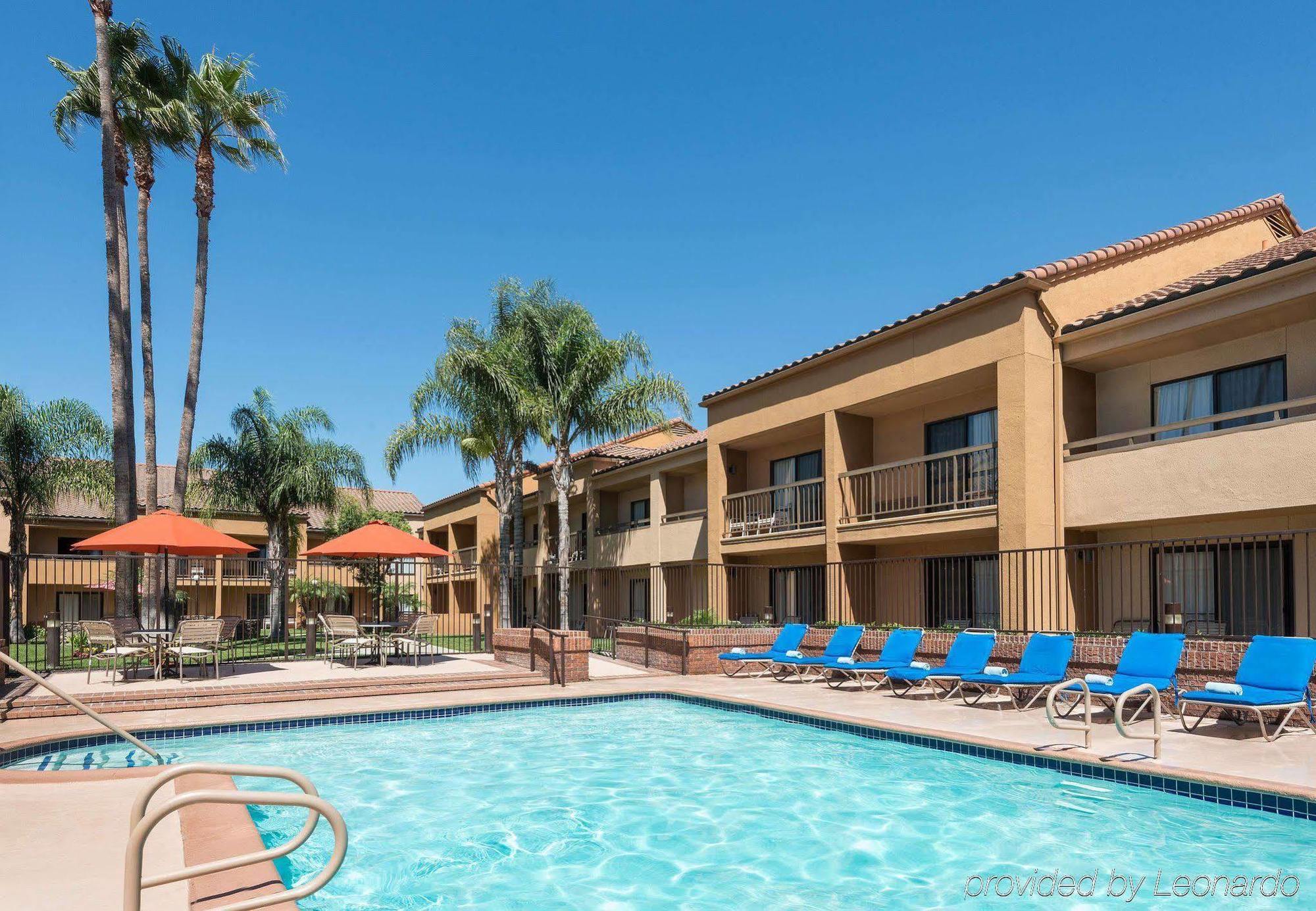 Courtyard Anaheim Buena Park Hotel Exterior foto